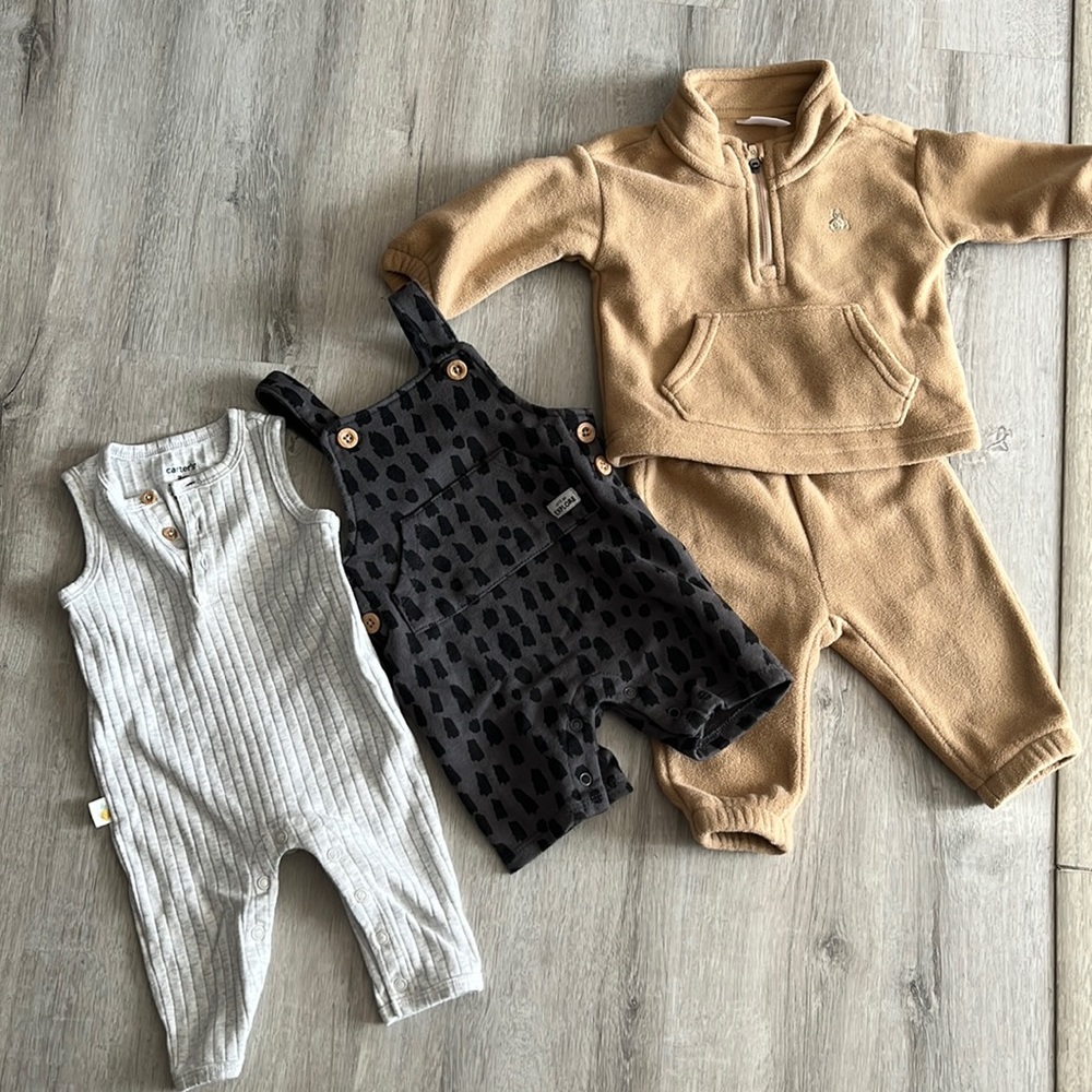 Bundle 3-6 M cozy clothes neutral